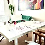 Bed and breakfast Palazzo Cavour 3*