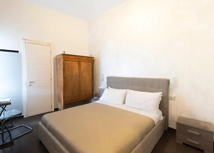 Bed & Breakfast Palazzo Cavour 3*