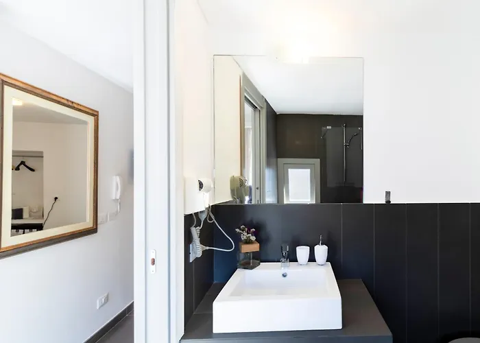 Palazzo Cavour Bed & Breakfast 3*