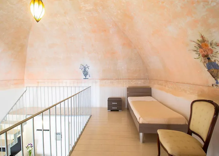 Bed & Breakfast Palazzo Cavour 3*