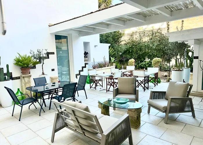 Palazzo Cavour 3* Lecce
