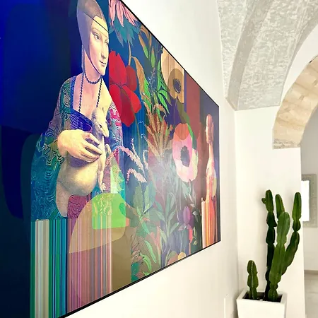 Palazzo Cavour ليتشي