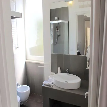 Palazzo Cavour فندق مبيت وإفطار 3*