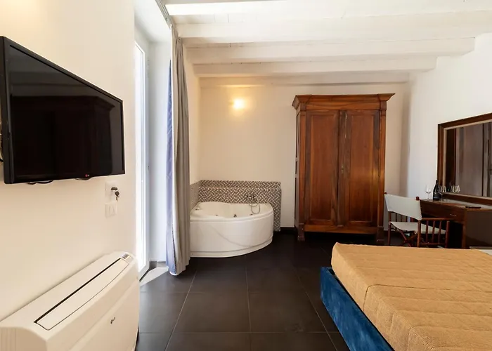 לינה וארוחת בוקר Palazzo Cavour