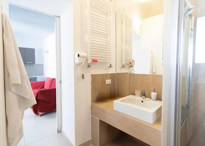 Palazzo Cavour לינה וארוחת בוקר 3*