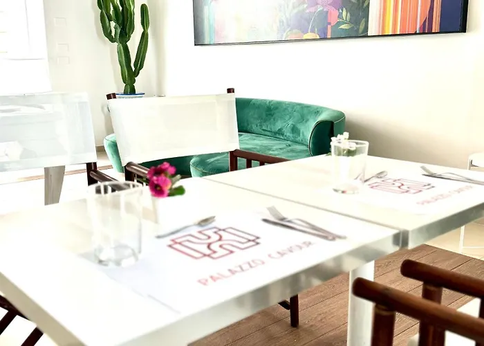 Bed & Breakfast Palazzo Cavour 3*