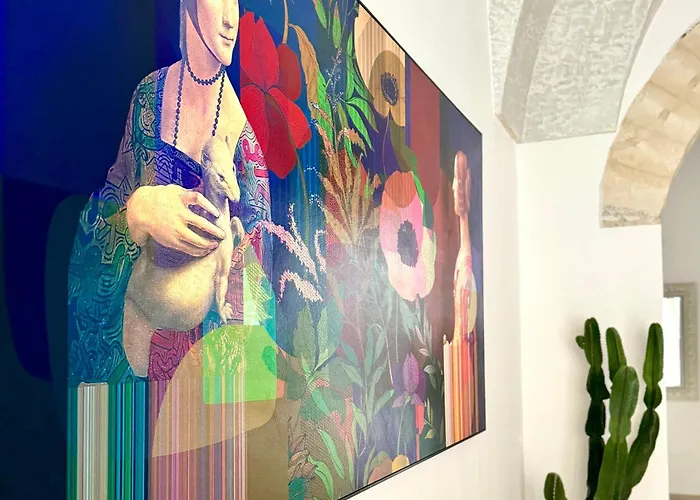 Palazzo Cavour לצ'ה